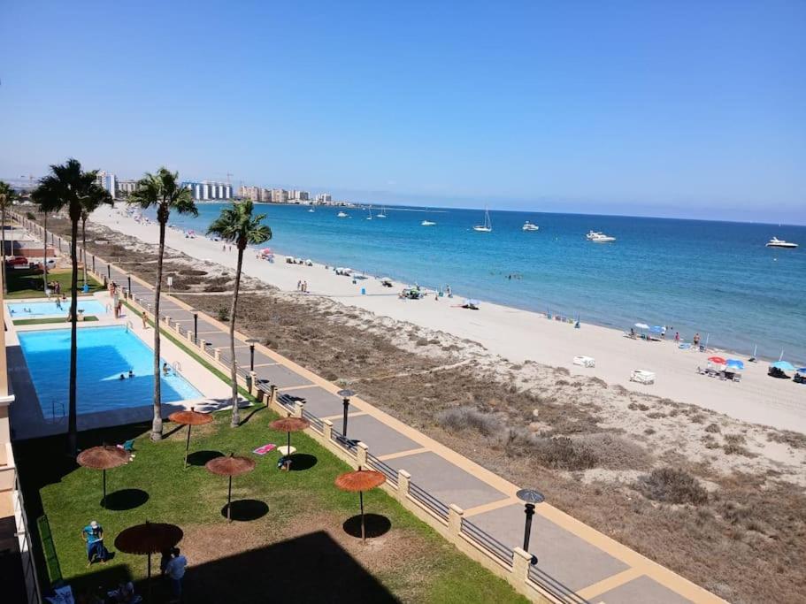 Apartamento En La Manga A Pie Del Mar Mediterraneo San Javier Bagian luar foto